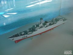 兵器馆二楼驱逐舰模型-海军上海博览馆