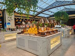 -川骄海鲜自助(王府井奥莱UP TOWN店原世界之花店)