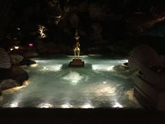 -七彩云南古滇温泉山庄