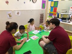 -i2青少儿英语(爱加星悦荟店)