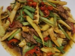 摔打黄牛肉-径山十八道·风味民间菜(杭州总店)