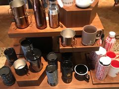 零售区-星巴克臻选(广州沙面店)