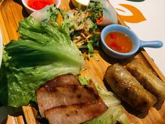 -越弥越南传统美食馆