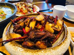 -隔壁老王·家常云南菜(花巷店)