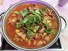 -彭记铁锅肥肠(东四总店)