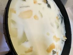 -志龙皇冠吃货椰子铺