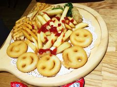 -蜜蜂家的红茶馆(华府店)