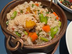 -一坐一忘云南菜(嘉里中心店)