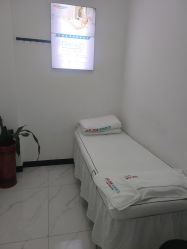 -痘敏医生专业祛痘连锁