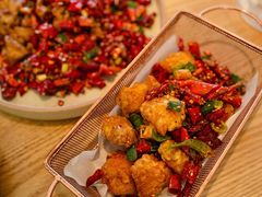 吃得慢就没的鸡翅中-苦尽酒馆·川菜(鼓楼店)