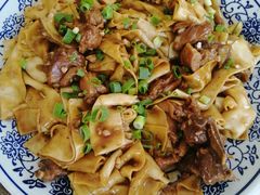 -壹阁胡羊焖饼(特色小吃街店)