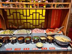 -宽板凳老灶火锅(台湾街店)