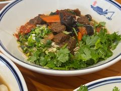 香辣牛肉面-天天鲜面馆(衡山路店)