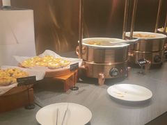-牛YO寿喜烧·铁板烧和牛火锅自助(市府恒隆店)