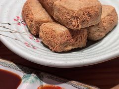 老板定制臭豆腐-阿里家·新疆烤肉酒場 by MIG