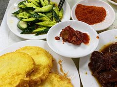 拍黄瓜-大槐树烤肉馆