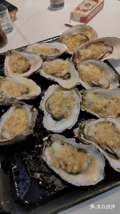 渔文乐·海鲜大排档(千灯湖店)炭烧生蚝图片
