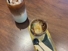 -ZING COFFEE 镜咖啡
