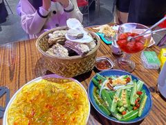 高压锅竹笼蒸蚝-蚝堡海鲜·威海菜·海肠捞饭·烧烤·亚洲吃蚝公司(幸福门店)