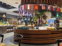 -齐河孔雀王温泉酒店·金孔雀自助百汇