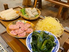 -旧街市鲜货老火锅(大光路店)