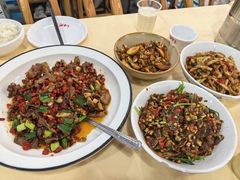 -笨罗卜浏阳菜馆(太平街店)