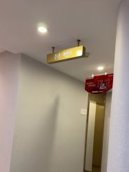 -脸博士医疗美容·眼鼻整形·抗衰中心