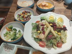 -明洞阿姨·韩式酱蟹烤肉·创意料理(三元桥店)