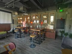 -77啤妹精酿生活馆(前门店)