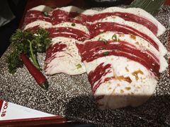-喜牛烧肉酒场·黑金店(威高广场店)
