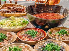 -谢老五跷脚牛肉·非遗传承店