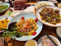 -老滇山寨•云南特色菜•地方菜•民族风情歌舞表演(金碧店)