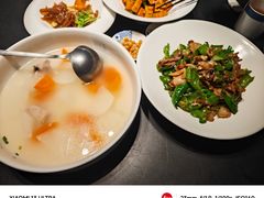 萝卜筒子骨汤-凤凰湘语(浦东旗舰店)