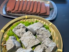 -由衷贵州酸汤牛肉火锅(新桥店)
