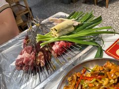 -喜悦小串丹东小黄牛海鲜烧烤大排档(民主广场店)