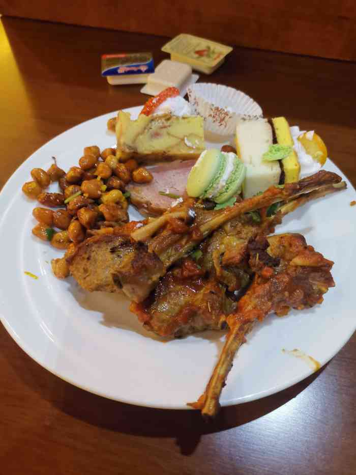 北京万寿宾馆-阳光西餐厅-"前几天去万寿宾馆开会,感觉整体环境不错,.