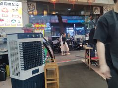 -烧哥美蛙肥肠鱼火锅·十五年社区店