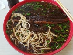 -小龙大肉面馆