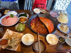 -萍姐火锅·公路夜市(武汉首店)