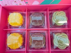 星式金沙流心奶黄月饼-星巴克臻选(杭州嘉里中心1F店)