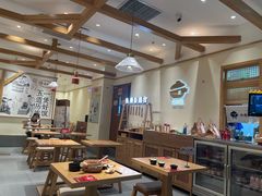 -煲仔皇腊味煲仔饭(经四万达店)