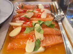 -Show Neua Thai Street Food