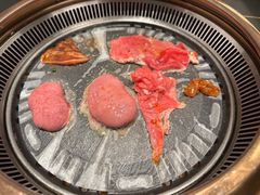 -梨花甄选自助烤肉(小寨原力场店)