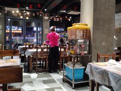 大堂-沈记烧烤海鲜(江汉二路店)
