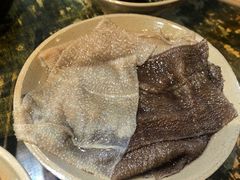 -渝嘴小老弟老火锅(华新村店)