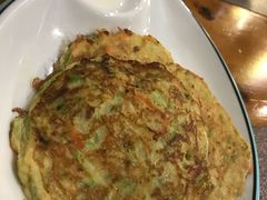 西葫芦饼配酸奶-TUK土耳其餐厅·下午茶(卢湾店)