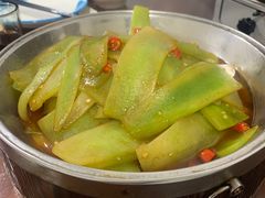 -昱龙大盆牛蛙馆(三兴街总店)