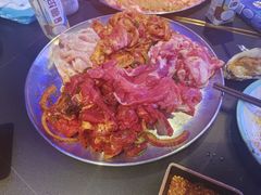 -火影不二碳烤牛肋条自助烤肉店榴莲鳗鱼生蚝(红山店)
