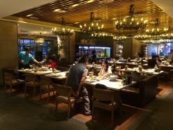 -悦鼎会海鲜姿造·宴会厅(东方明珠广场店)