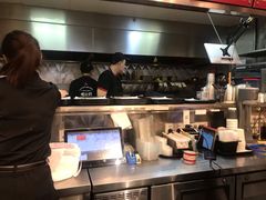 -The Habit Burger Grill 哈比特汉堡(爱琴海店)